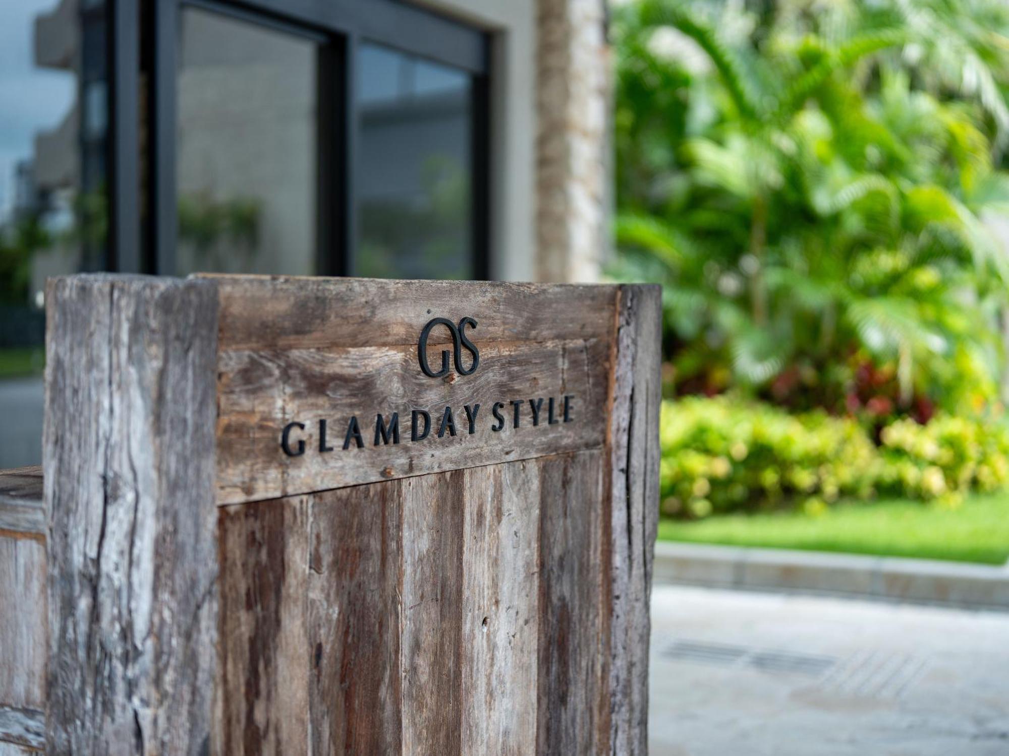 Glamday Style Okinawa Yomitan Hotel & Resort Exterior foto